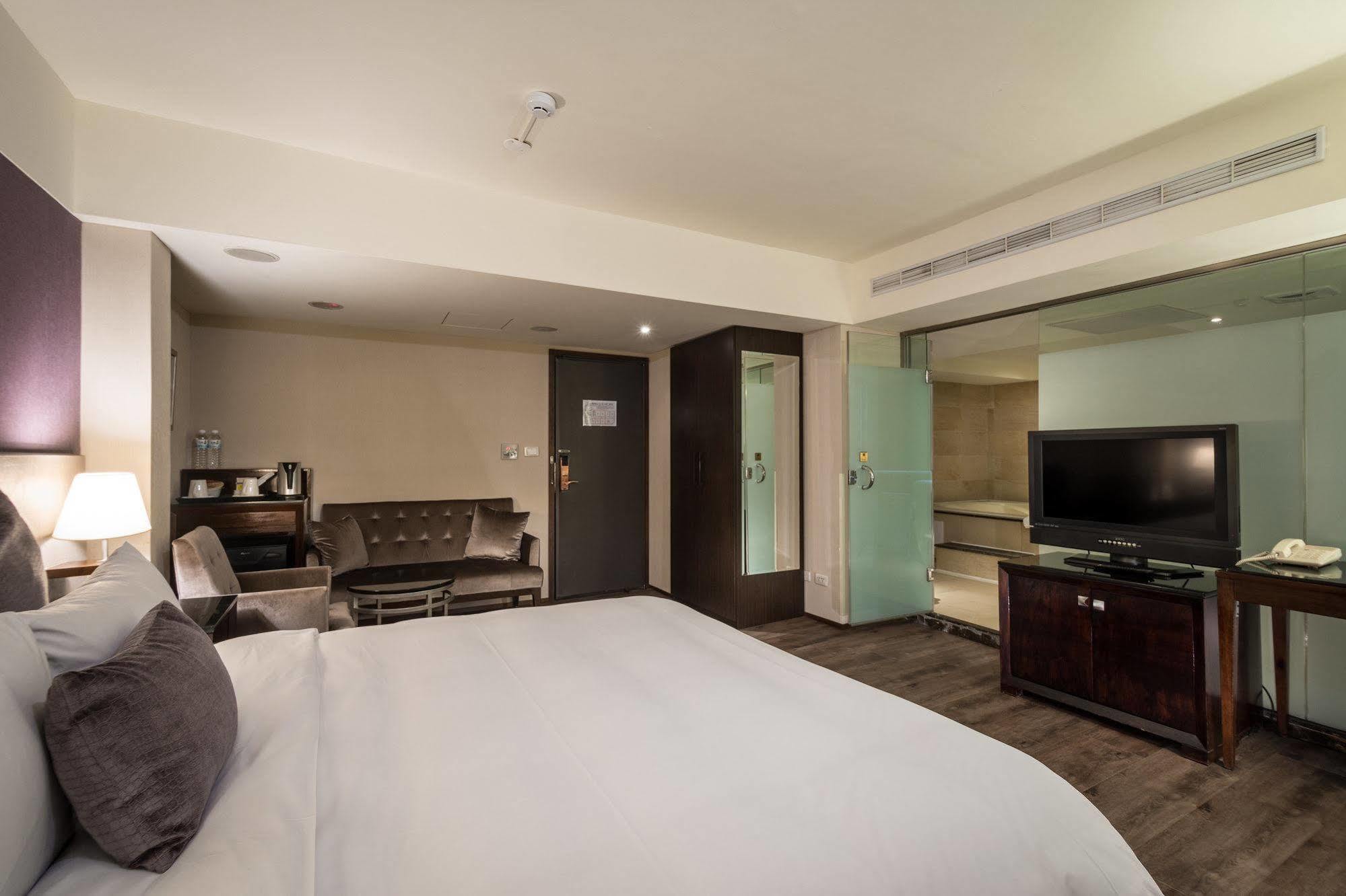 Delight Hotel Тайбей Екстер'єр фото
